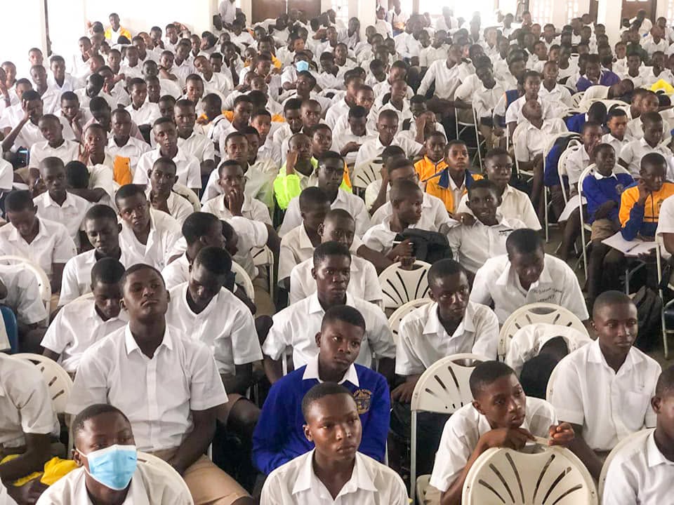 Y2L club members at Accra Academy